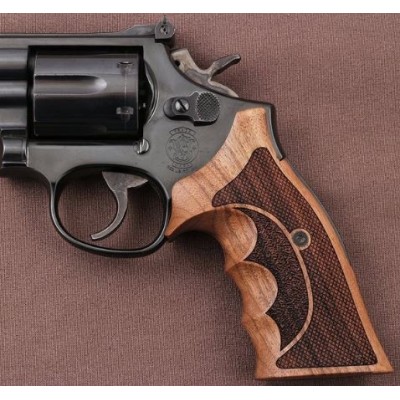 Cacha SW K/L armazon cuadrado abierta lomo madera rombos KSD  