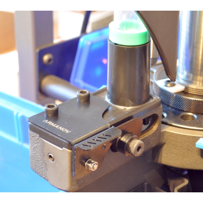 Sujeccion del bloque tubo vainas Dillon Armanov