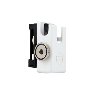 Portacargador con iman blanco Ghost International